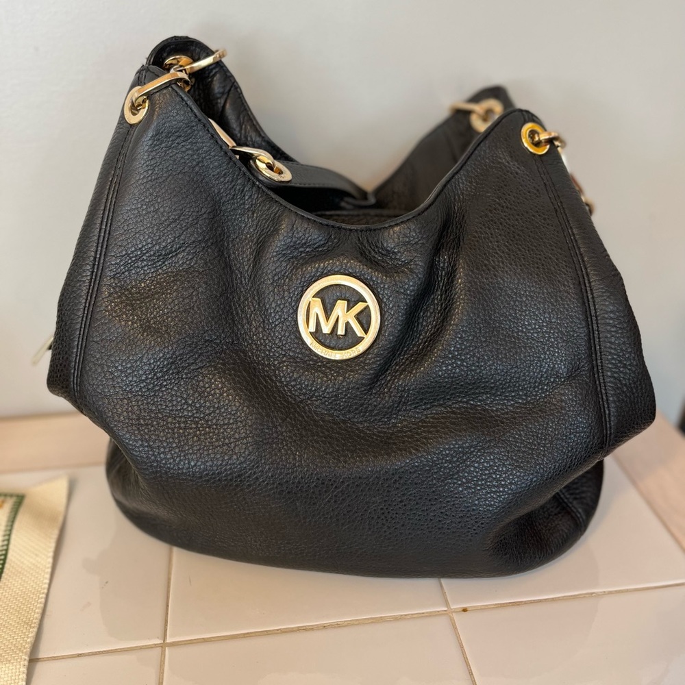 Michael Kors black leather shoulder bag